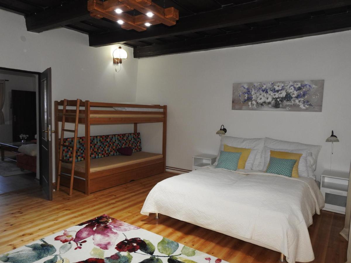 Sofia Veternik C Appartement Kremnica Buitenkant foto