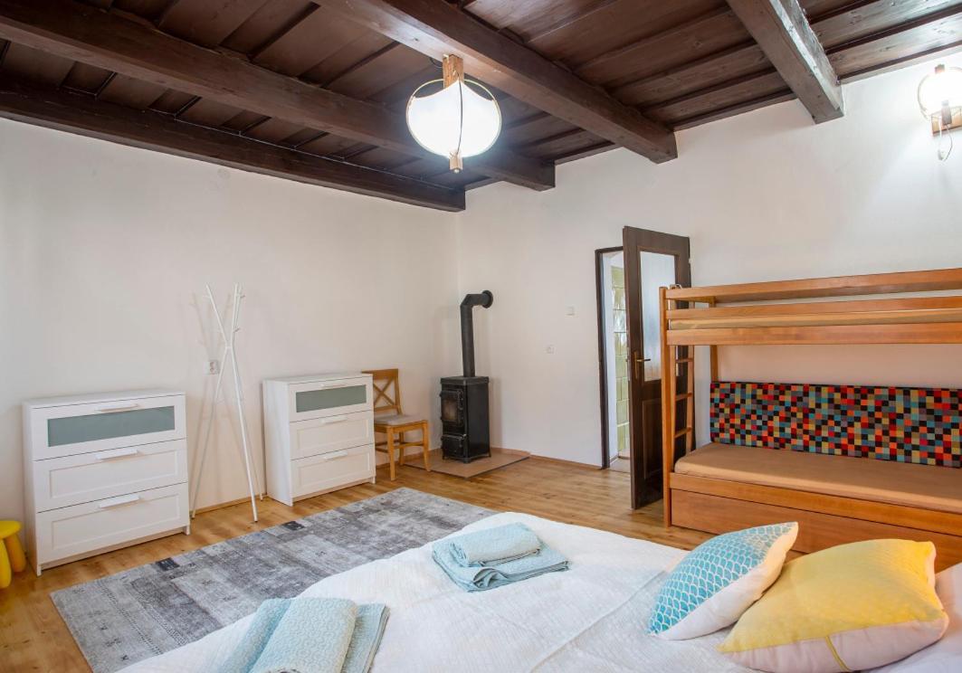 Sofia Veternik C Appartement Kremnica Buitenkant foto