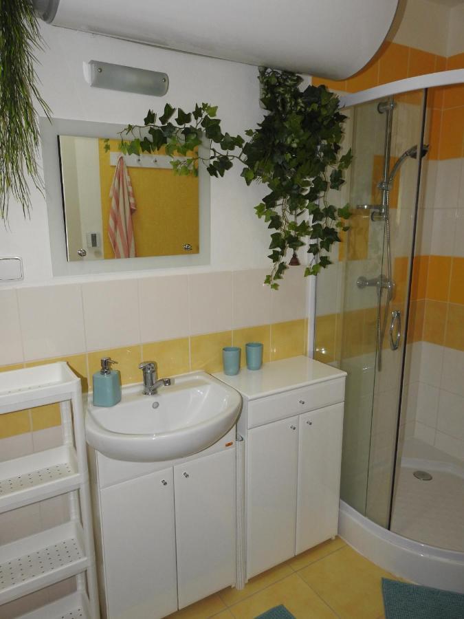 Sofia Veternik C Appartement Kremnica Buitenkant foto