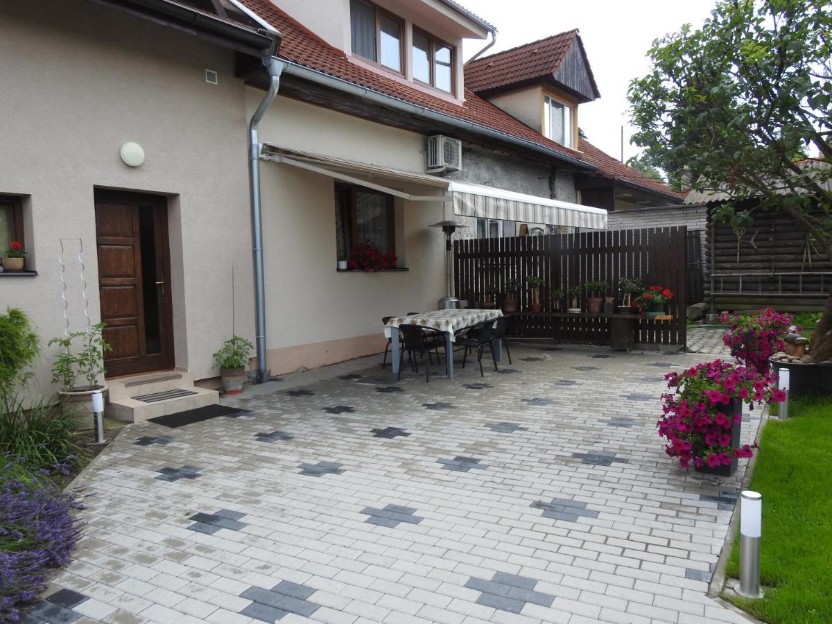 Sofia Veternik C Appartement Kremnica Buitenkant foto